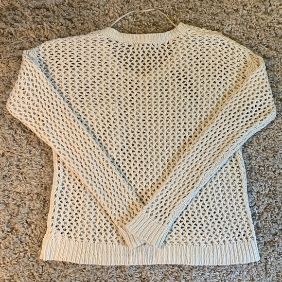 Roxy Crocheted Cream Sweater Women’s Medium - Picture 6 of 8
